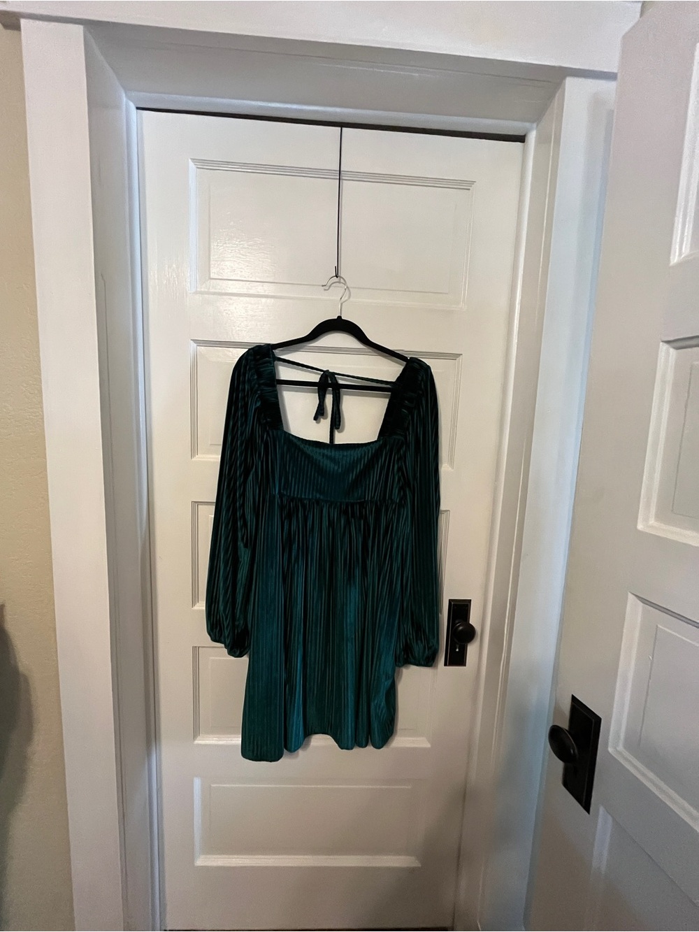 Women's Emerald Green Long Sleeve Square Neck Dress